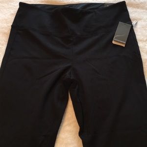 Denver Hayes curve tech tummy control cropped length leggings new with tags